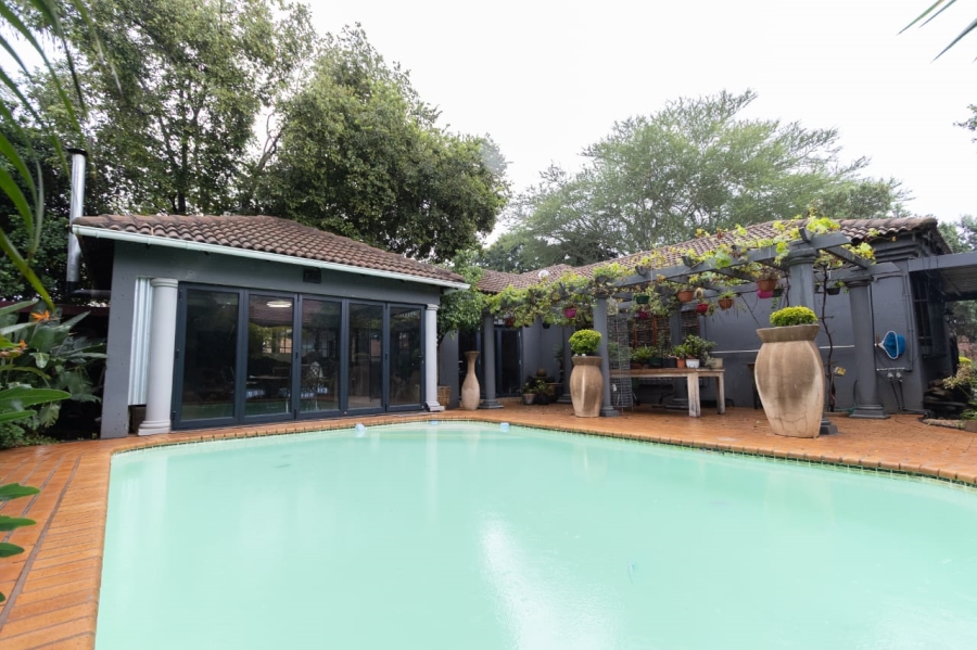 3 Bedroom Property for Sale in Safari Gardens North West